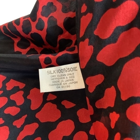 Vintage SILK BILL BLASS SCARF - Picture 2 of 3